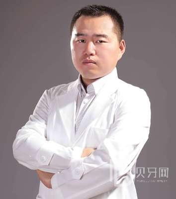 靳建偉